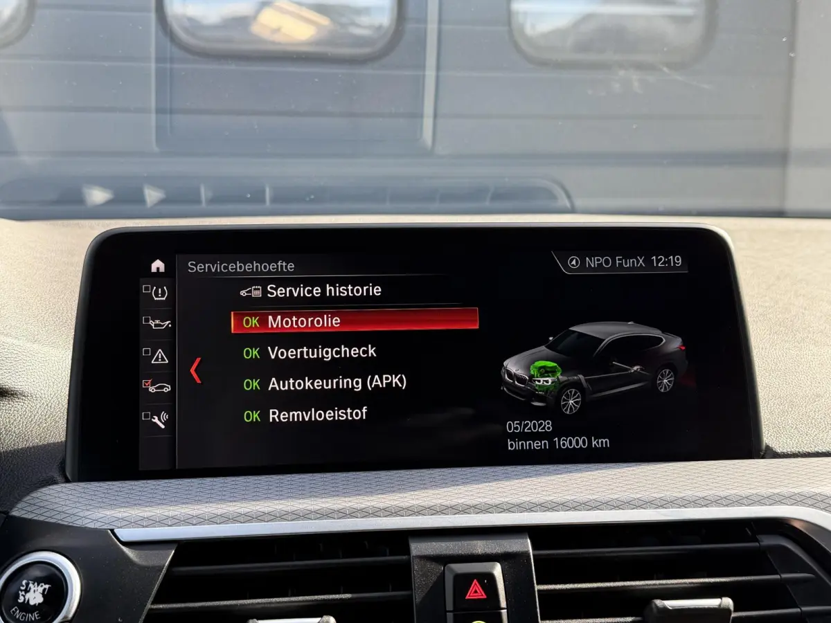 xDrive30i High Executive M-Sport | Panoramadak | Camera | Harmon Kardon | Elektrische Achterklep |