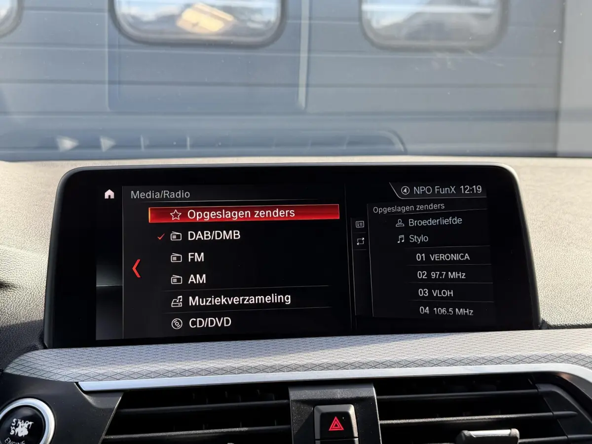 xDrive30i High Executive M-Sport | Panoramadak | Camera | Harmon Kardon | Elektrische Achterklep |