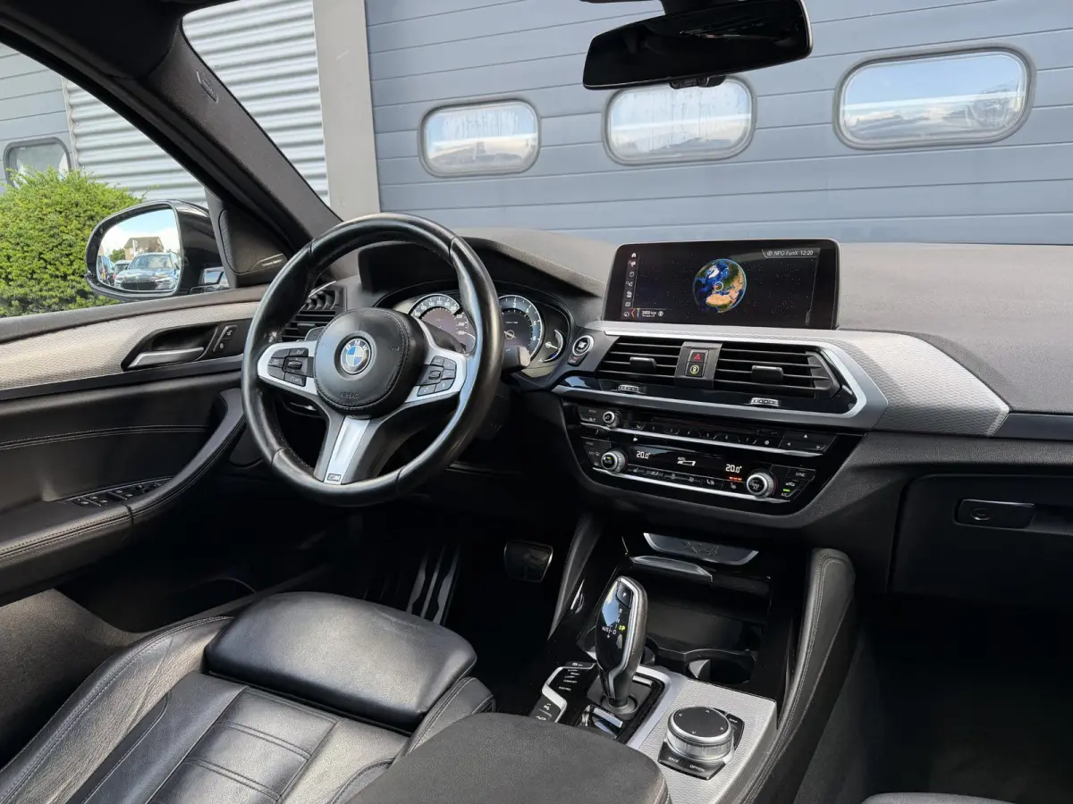 xDrive30i High Executive M-Sport | Panoramadak | Camera | Harmon Kardon | Elektrische Achterklep |