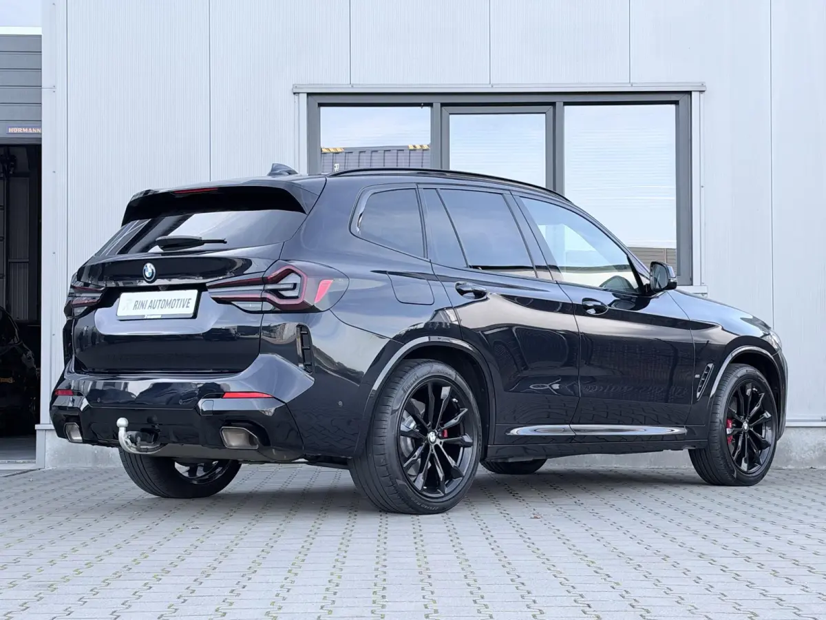 xDrive30e Executive 292 PK | M sport | Pano | Trekhaak | Head up | 20 Inch