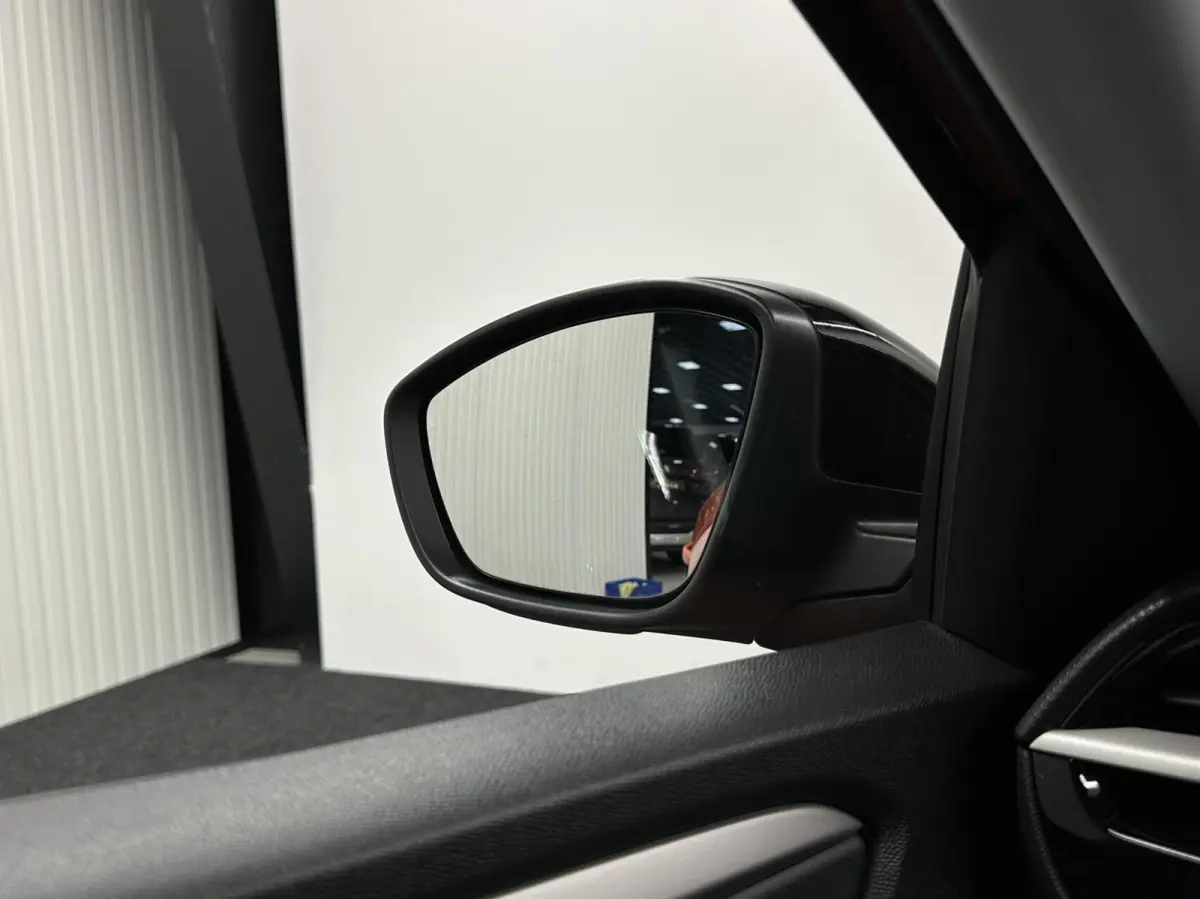 1.2 Edition 47000 KM NAP LM CARPLAY CAMERA