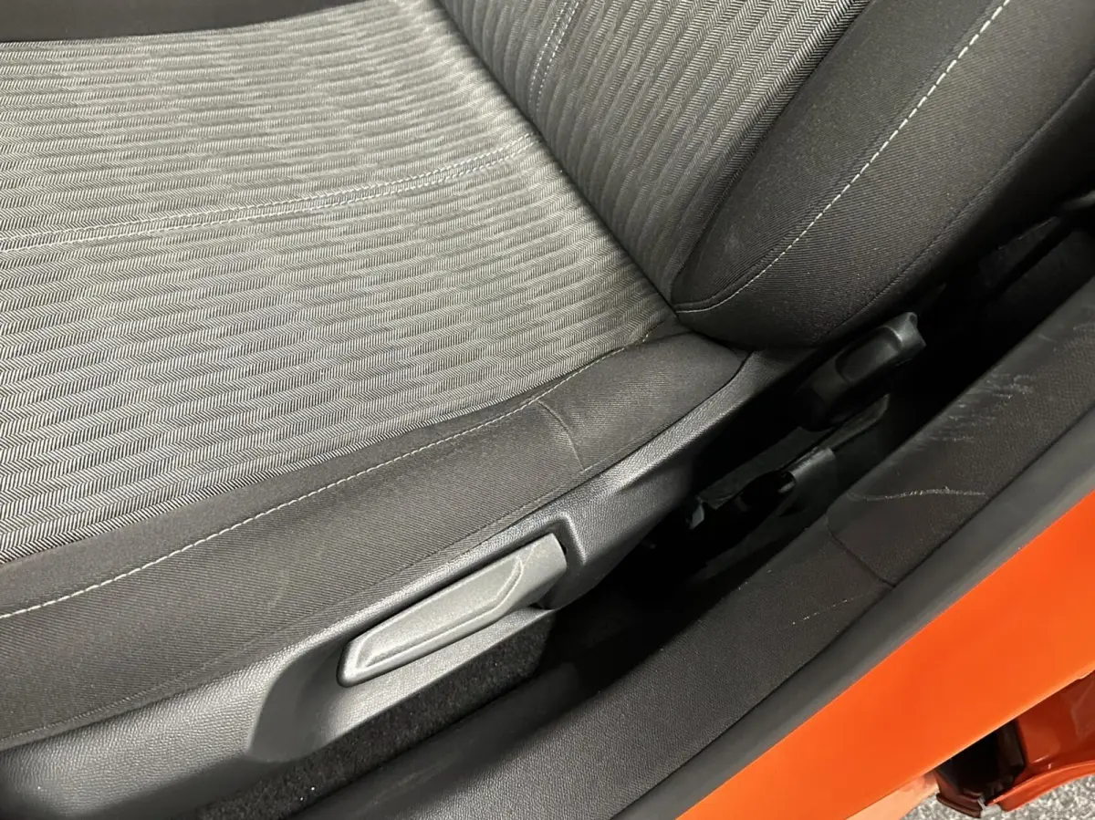 1.2 Edition 47000 KM NAP LM CARPLAY CAMERA