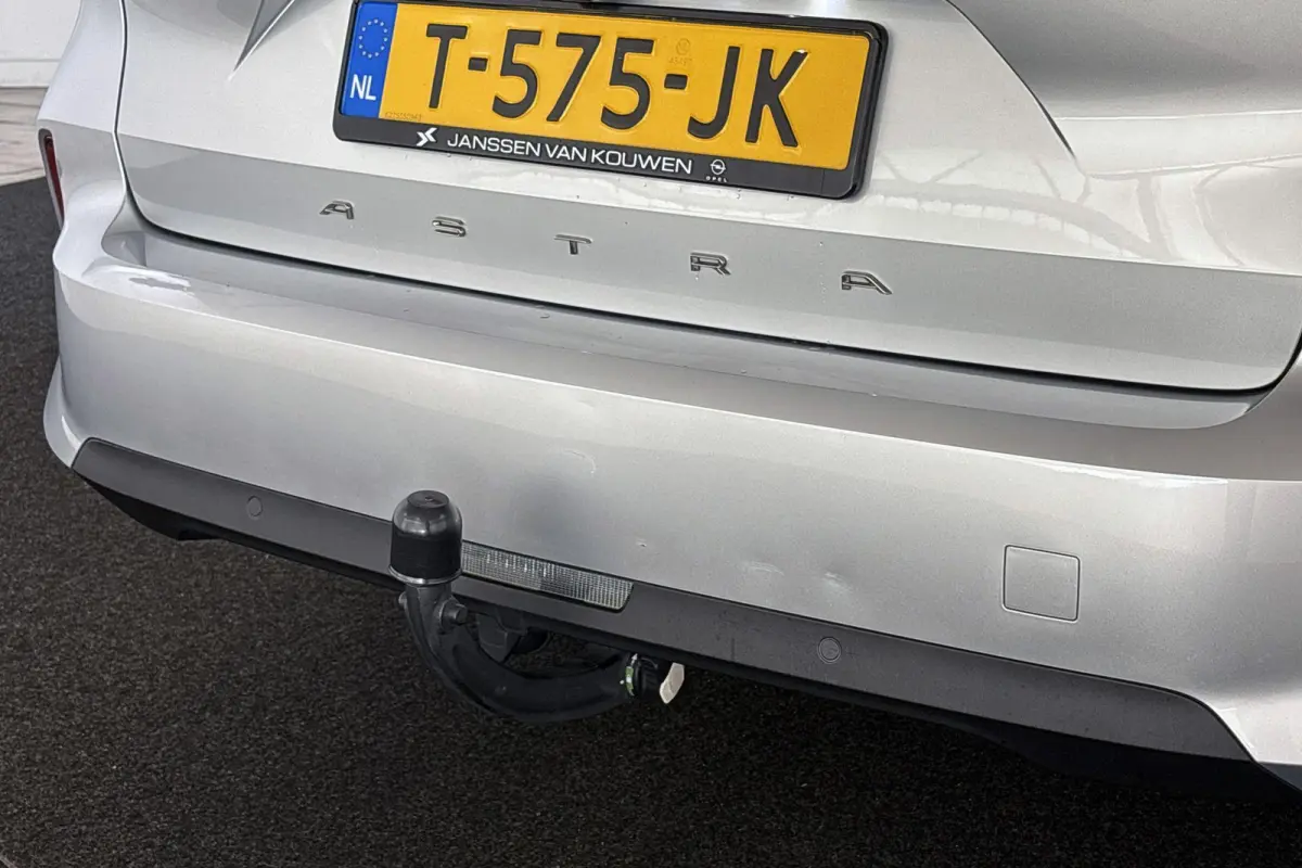 1.2 Business Edition Trekhaak Stuur-Stoelverwarming Camera