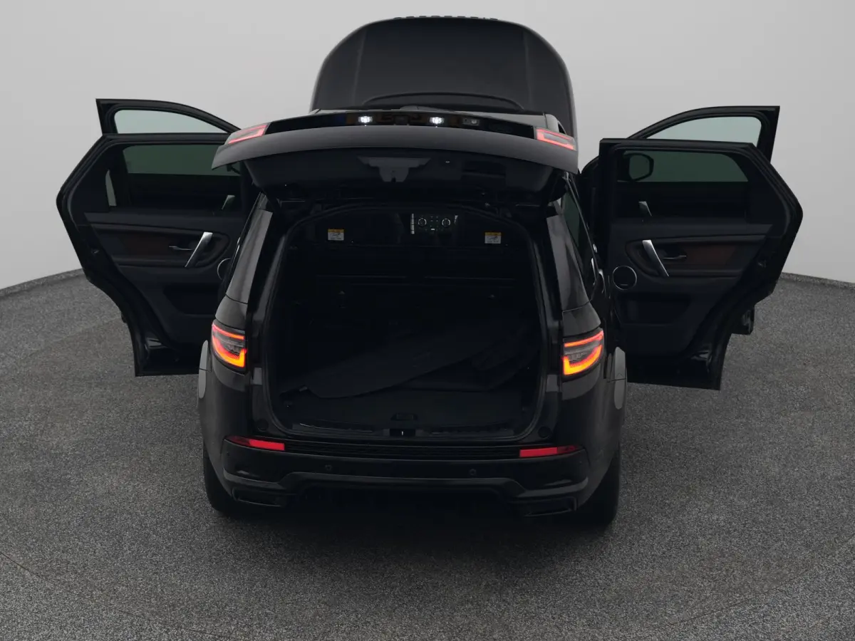 P300e 1.5 R-Dynamic HSE | PANO | CAMERA | MERIDIAN | STOELVERW. | TREKHAAK