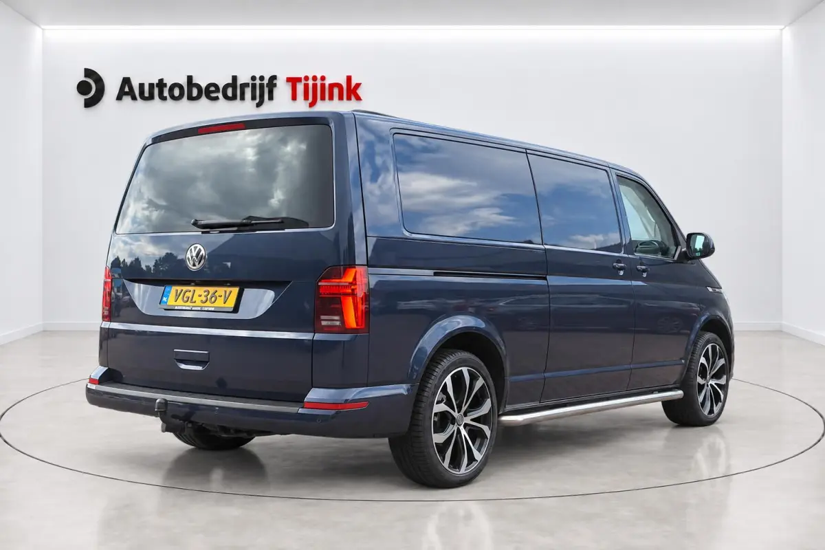 2.0 TDI L2H1 150PK DSG DC Bulli | ACC | 2x Schuifdeur | LED | Virtual | Trekhaak | Sluithulp | Camera | App-connect | LMV |
