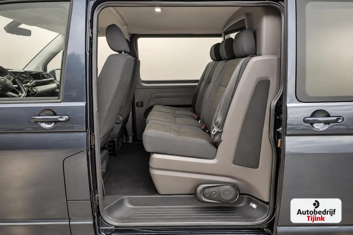 2.0 TDI L2H1 150PK DSG DC Bulli | ACC | 2x Schuifdeur | LED | Virtual | Trekhaak | Sluithulp | Camera | App-connect | LMV |