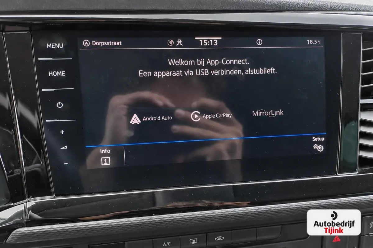 2.0 TDI L2H1 150PK DSG DC Bulli | ACC | 2x Schuifdeur | LED | Virtual | Trekhaak | Sluithulp | Camera | App-connect | LMV |
