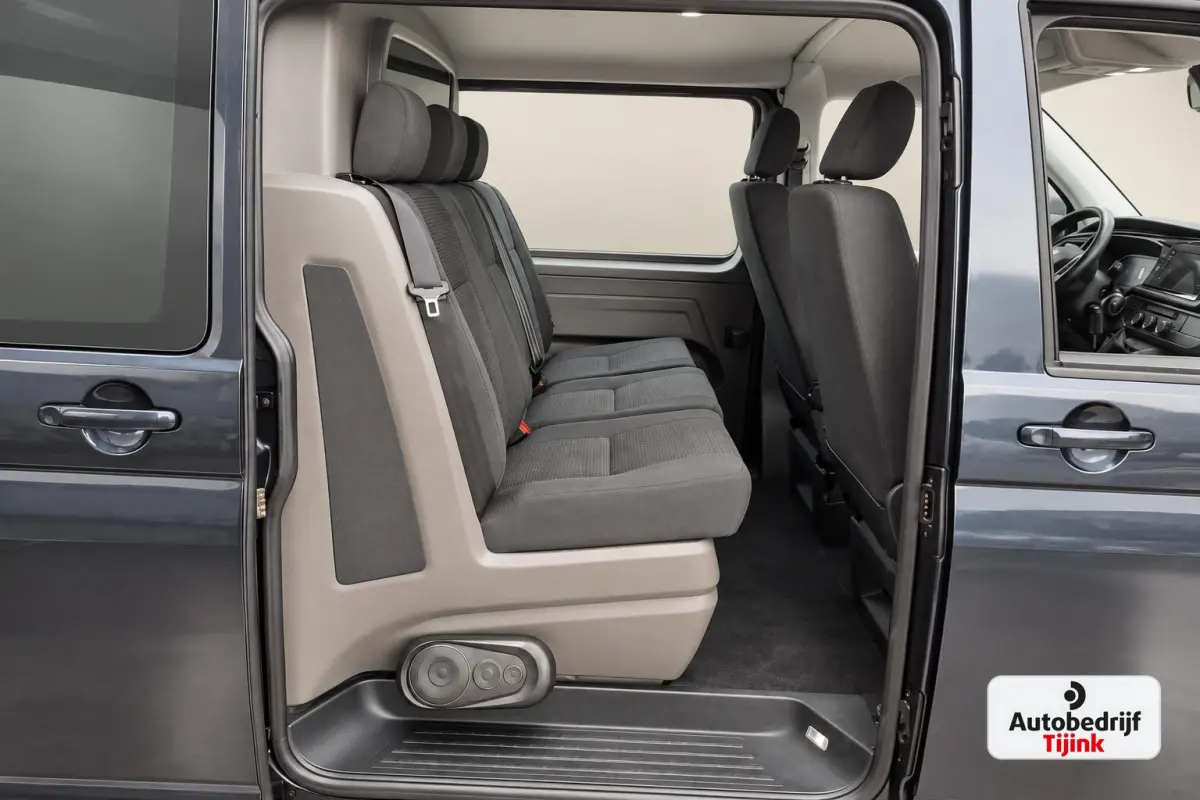 2.0 TDI L2H1 150PK DSG DC Bulli | ACC | 2x Schuifdeur | LED | Virtual | Trekhaak | Sluithulp | Camera | App-connect | LMV |