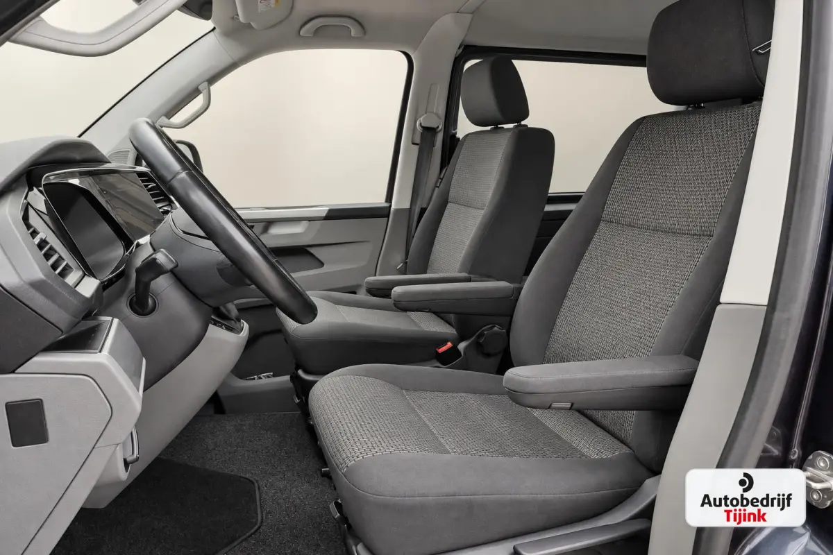 2.0 TDI L2H1 150PK DSG DC Bulli | ACC | 2x Schuifdeur | LED | Virtual | Trekhaak | Sluithulp | Camera | App-connect | LMV |