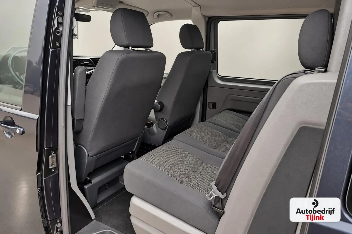 2.0 TDI L2H1 150PK DSG DC Bulli | ACC | 2x Schuifdeur | LED | Virtual | Trekhaak | Sluithulp | Camera | App-connect | LMV |