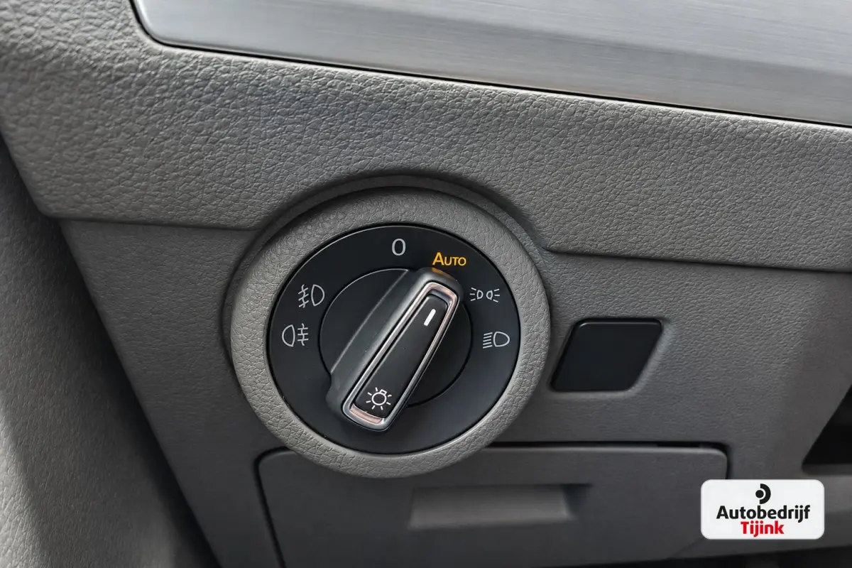 2.0 TDI L2H1 150PK DSG DC Bulli | ACC | 2x Schuifdeur | LED | Virtual | Trekhaak | Sluithulp | Camera | App-connect | LMV |