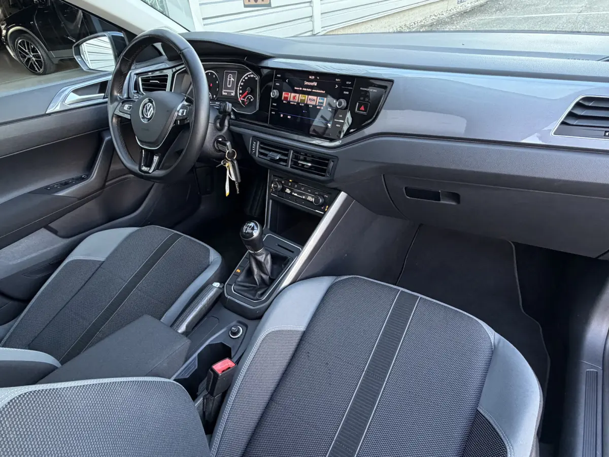 1.0 TSI Highline Panodak|PDC|Climate|Media Zwart!