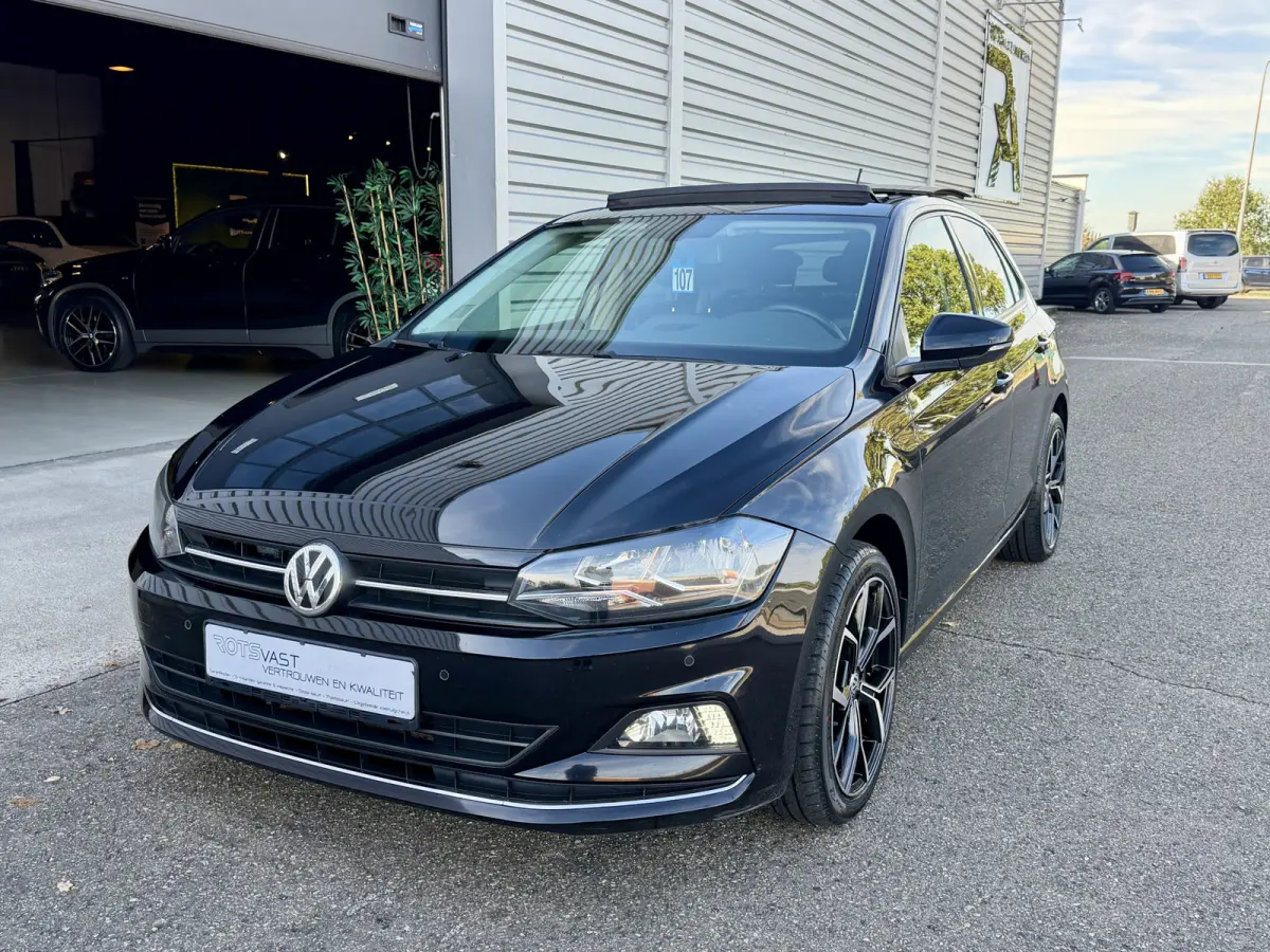 1.0 TSI Highline Panodak|PDC|Climate|Media Zwart!