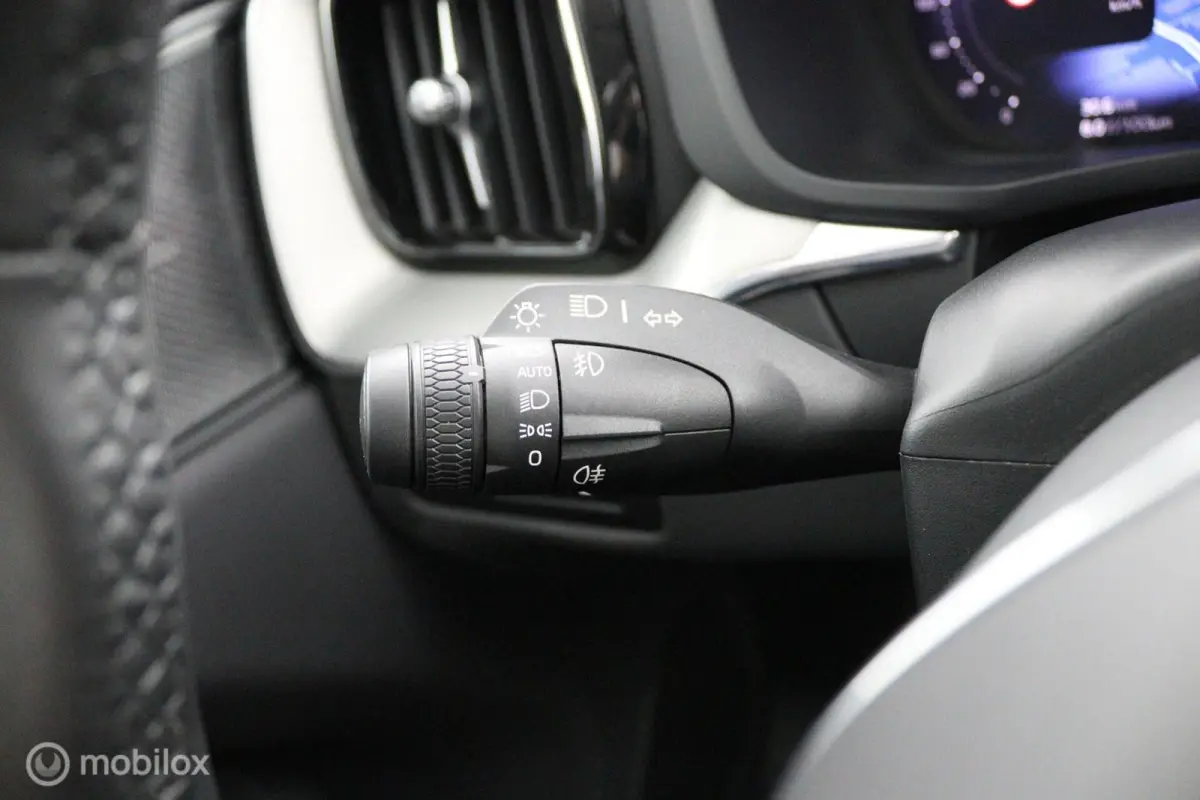 2.0 T8 Plug-in hybrid AWD Plus Dark |Pilot Assist | Harman Kardon | Pano | Leder | Stoel - Stuurverwarming