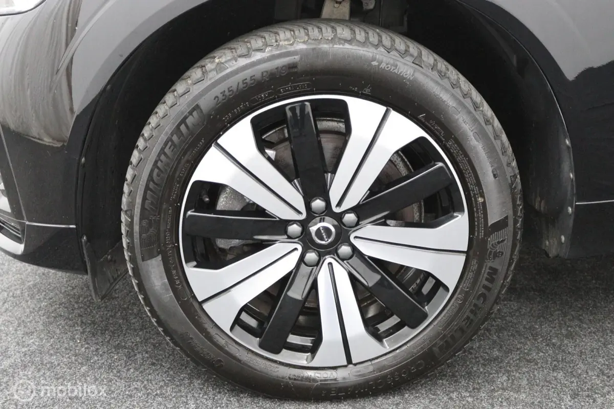 2.0 T8 Plug-in hybrid AWD Plus Dark |Pilot Assist | Harman Kardon | Pano | Leder | Stoel - Stuurverwarming