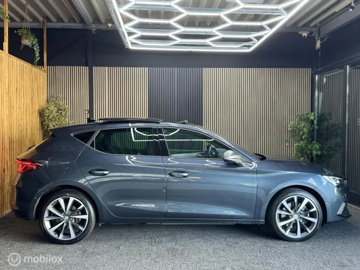 1.4 TSI eHybrid FR|Pano|Led|Cam|Acc|Navi|FR