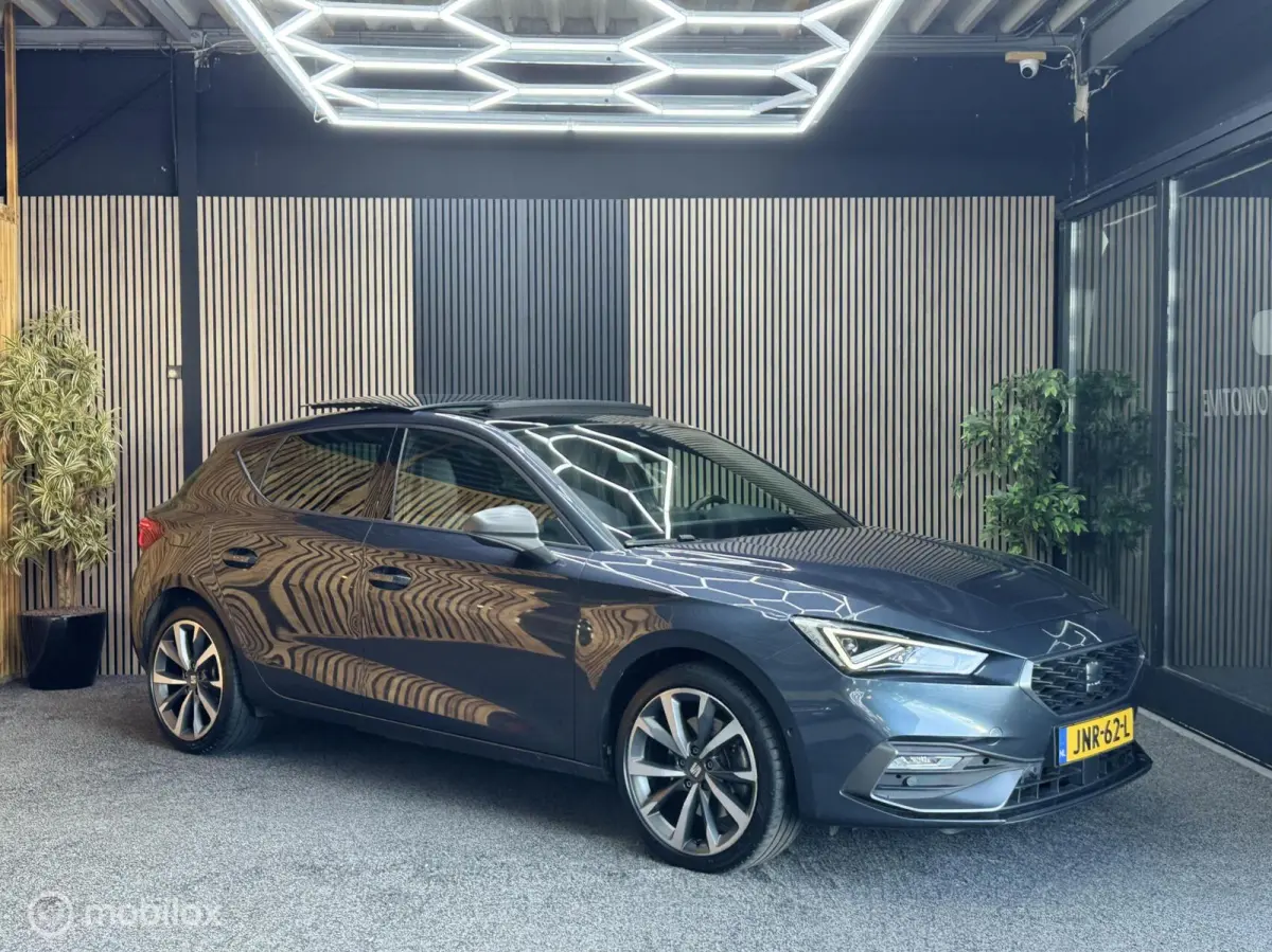 1.4 TSI eHybrid FR|Pano|Led|Cam|Acc|Navi|FR