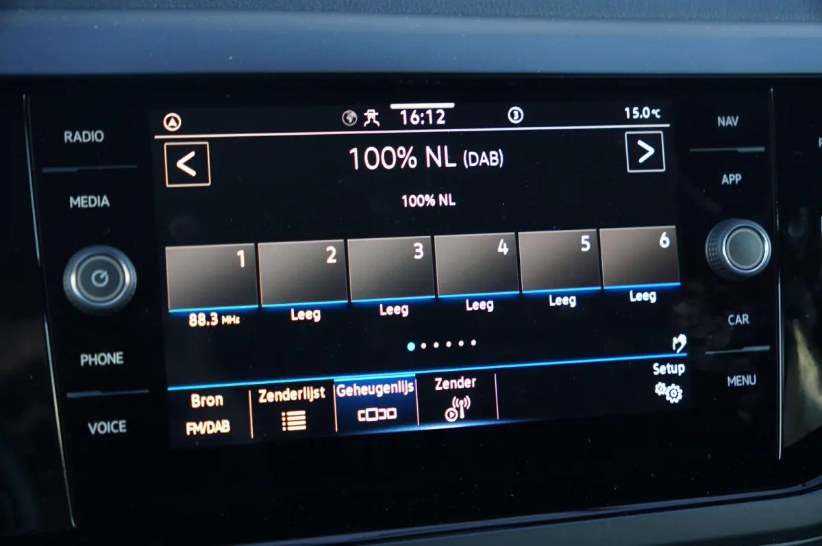 1.0 TSI 115pk R-Line Business | Dodehoek Detectie | Parkeersensoren V+A | Apple Carplay & Android Auto
