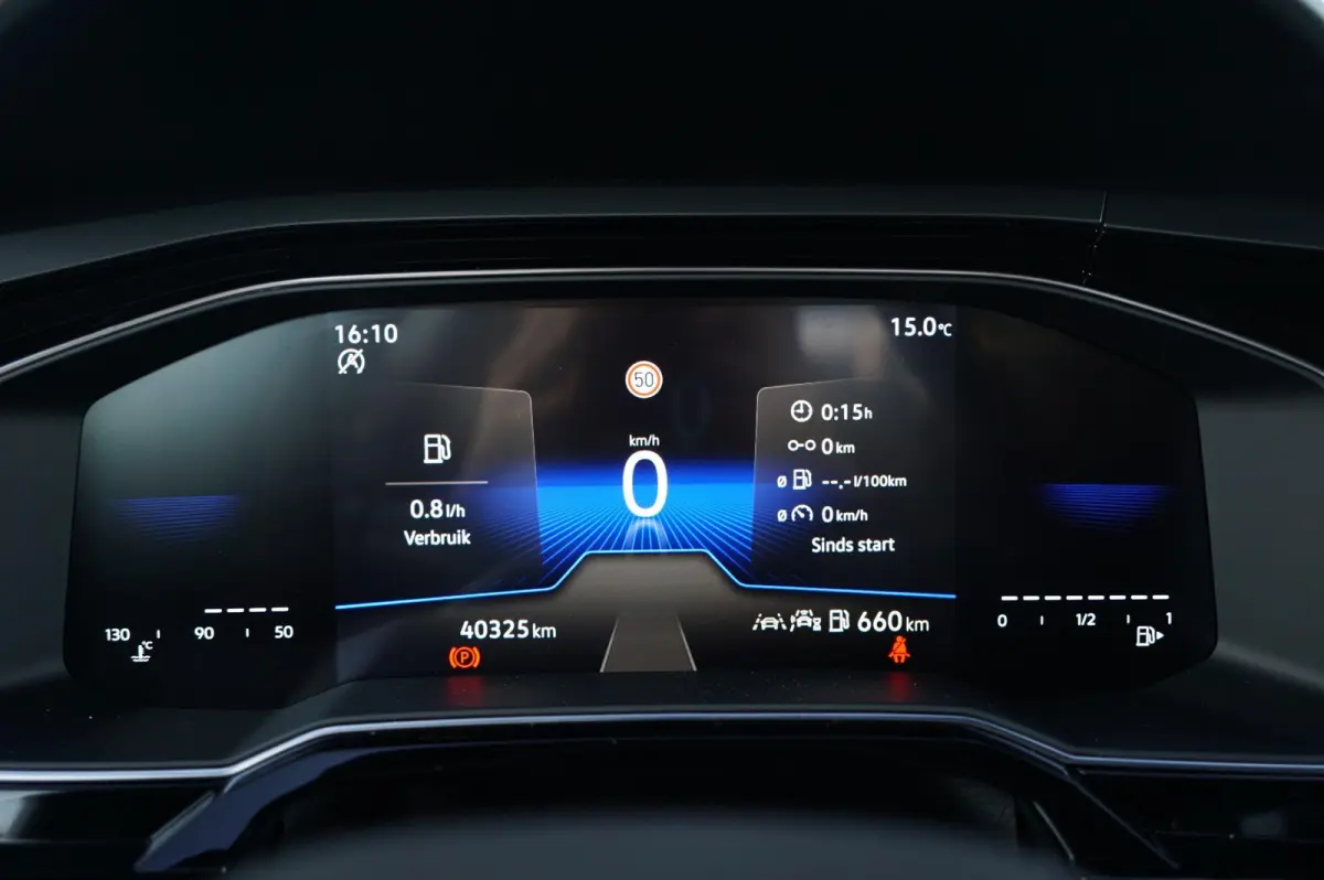 1.0 TSI 115pk R-Line Business | Dodehoek Detectie | Parkeersensoren V+A | Apple Carplay & Android Auto