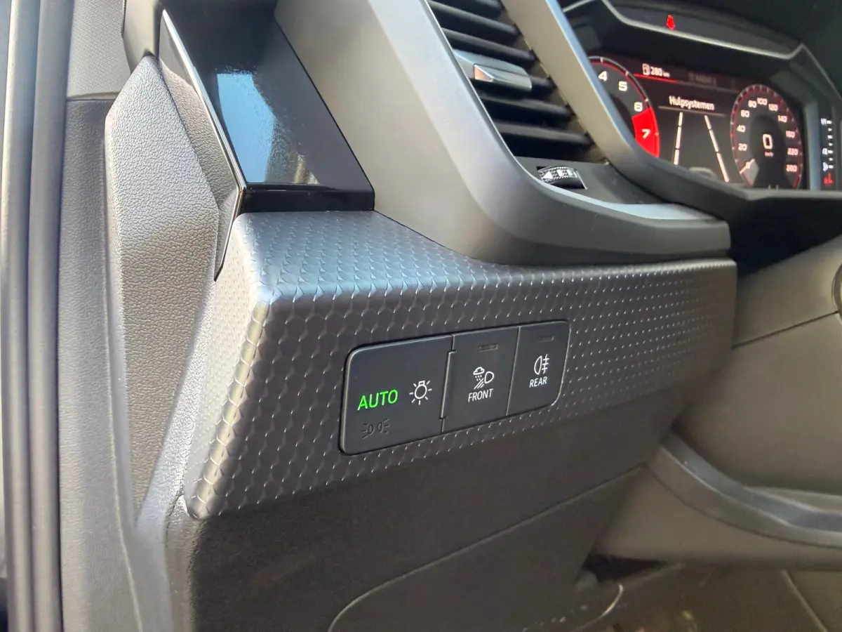 30 TFSI Pro Line | NAP | Full LED | 116PK! | Apple Carplay | PDC | All-season | Cruise | Virtual |