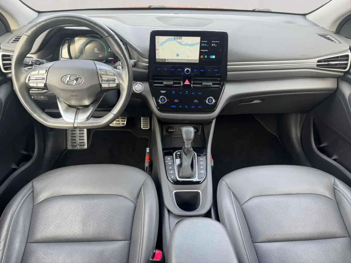 1.6 GDi Premium +
