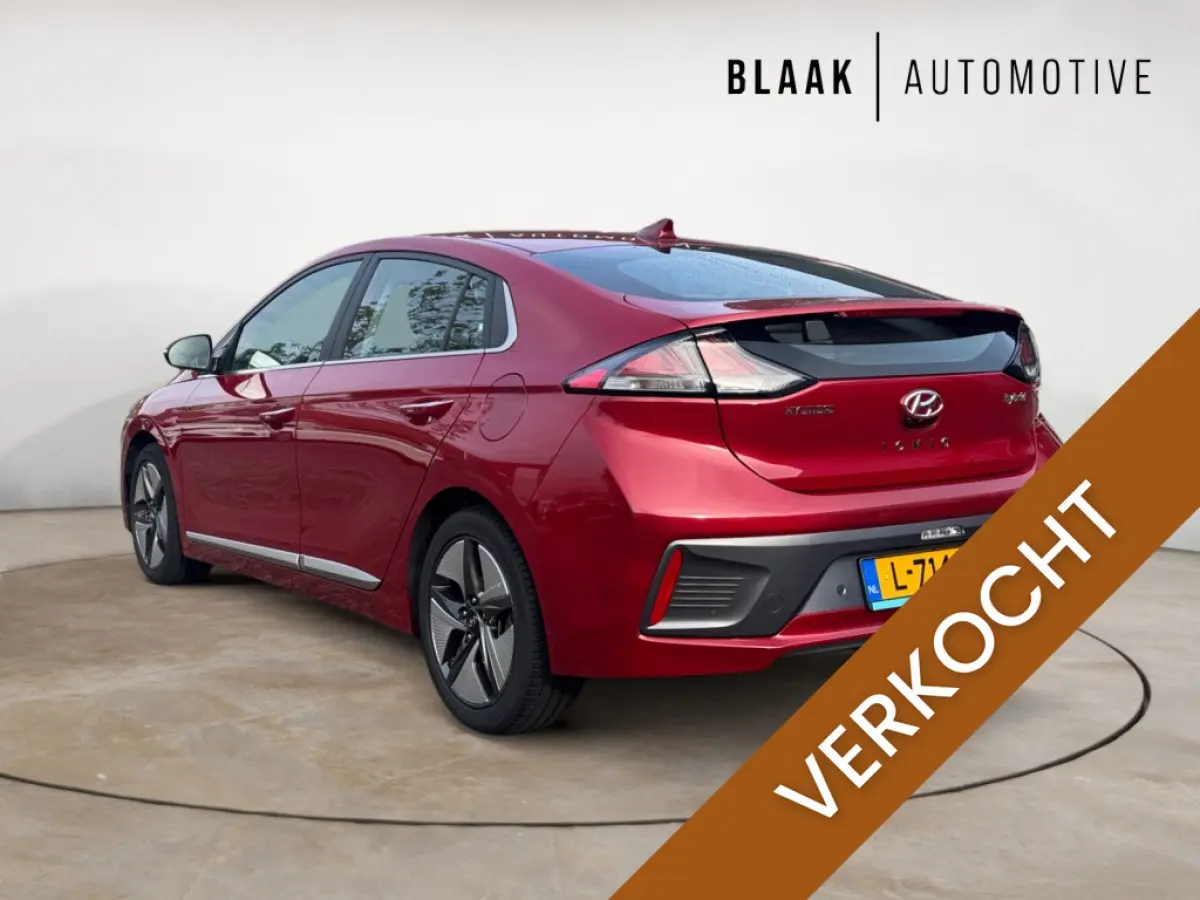 1.6 GDi Premium +
