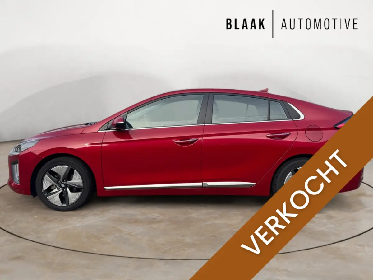 1.6 GDi Premium +