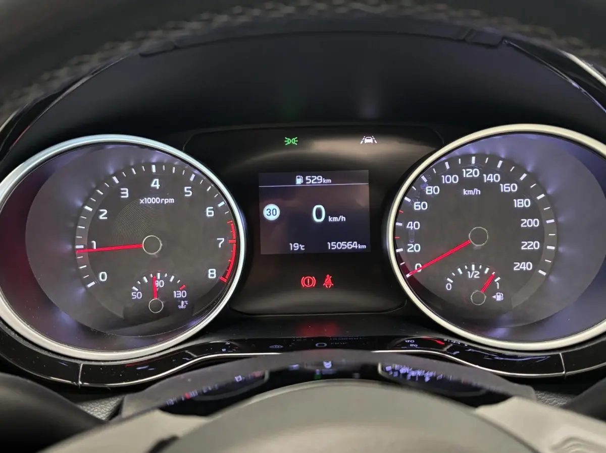 1.0 T-GDI GT-Line / Panoramadak / DealerOH / NL Auto / Half Leder / Camera / Apple Car Play / Stuur VW / Stoel VW