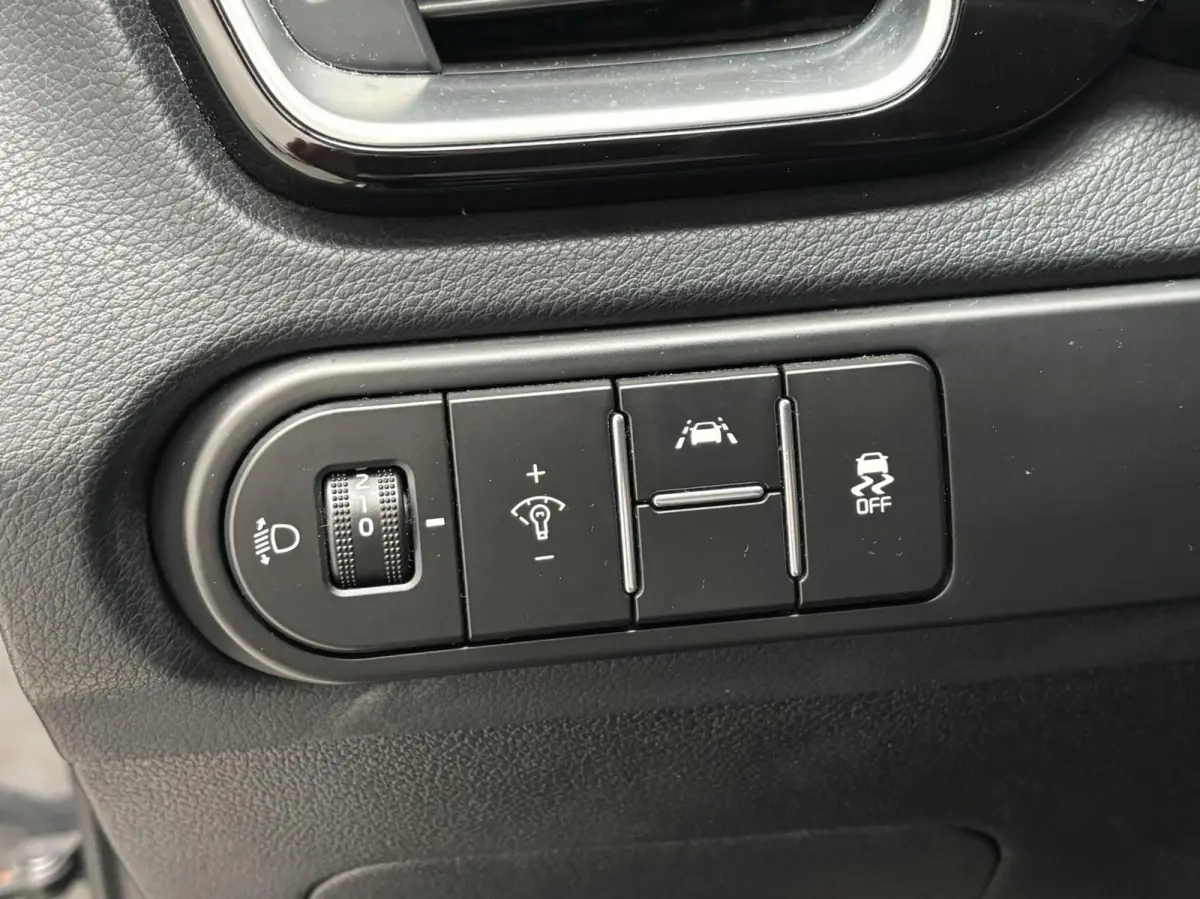 1.0 T-GDI GT-Line / Panoramadak / DealerOH / NL Auto / Half Leder / Camera / Apple Car Play / Stuur VW / Stoel VW