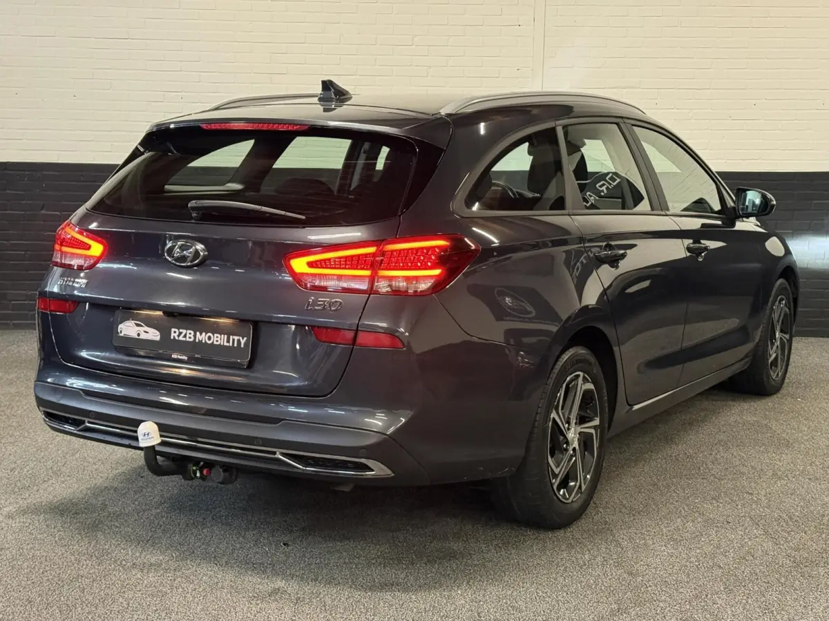 1.0 T-GDi MHEV Comfort Smart | Trekhaak | Stoel en stuurverwarming | Dodehoekdetectie | Carplay | PDC | CAMERA | Cruise | Dealer onderhouden