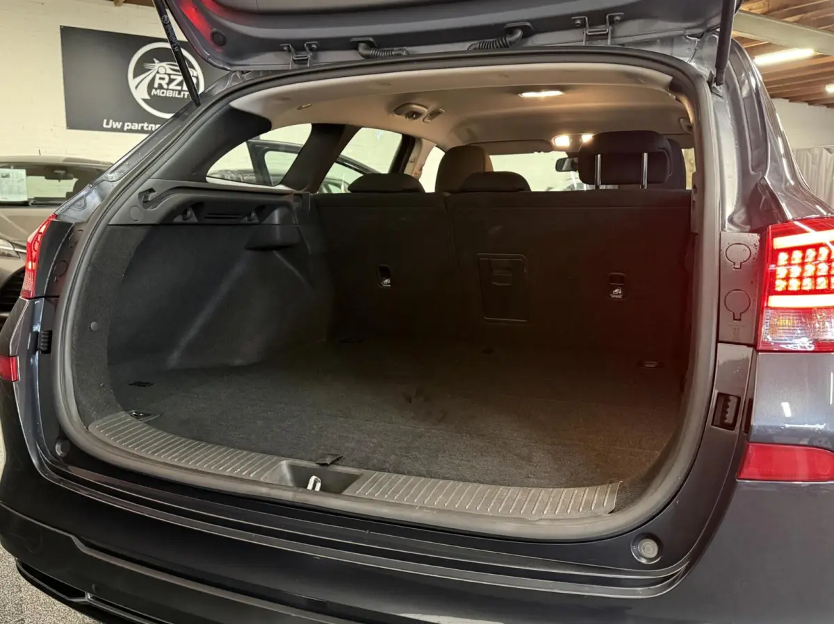 1.0 T-GDi MHEV Comfort Smart | Trekhaak | Stoel en stuurverwarming | Dodehoekdetectie | Carplay | PDC | CAMERA | Cruise | Dealer onderhouden