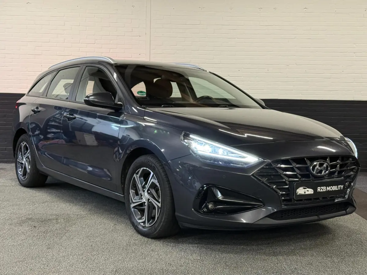 1.0 T-GDi MHEV Comfort Smart | Trekhaak | Stoel en stuurverwarming | Dodehoekdetectie | Carplay | PDC | CAMERA | Cruise | Dealer onderhouden