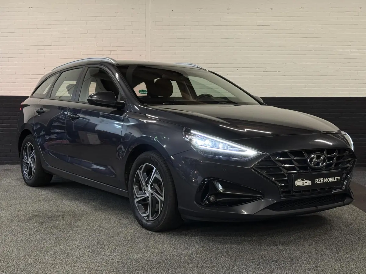 1.0 T-GDi MHEV Comfort Smart | Trekhaak | Stoel en stuurverwarming | Dodehoekdetectie | Carplay | PDC | CAMERA | Cruise | Dealer onderhouden