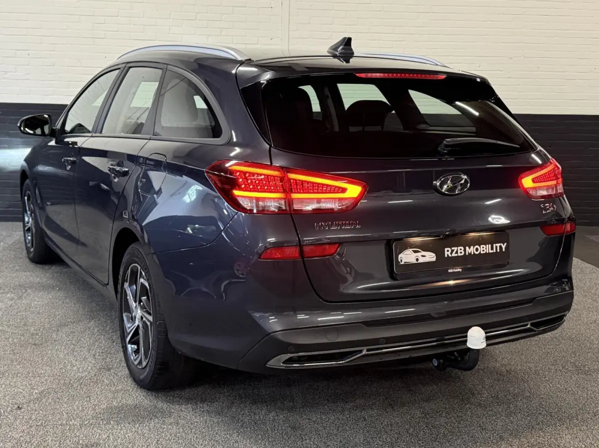 1.0 T-GDi MHEV Comfort Smart | Trekhaak | Stoel en stuurverwarming | Dodehoekdetectie | Carplay | PDC | CAMERA | Cruise | Dealer onderhouden