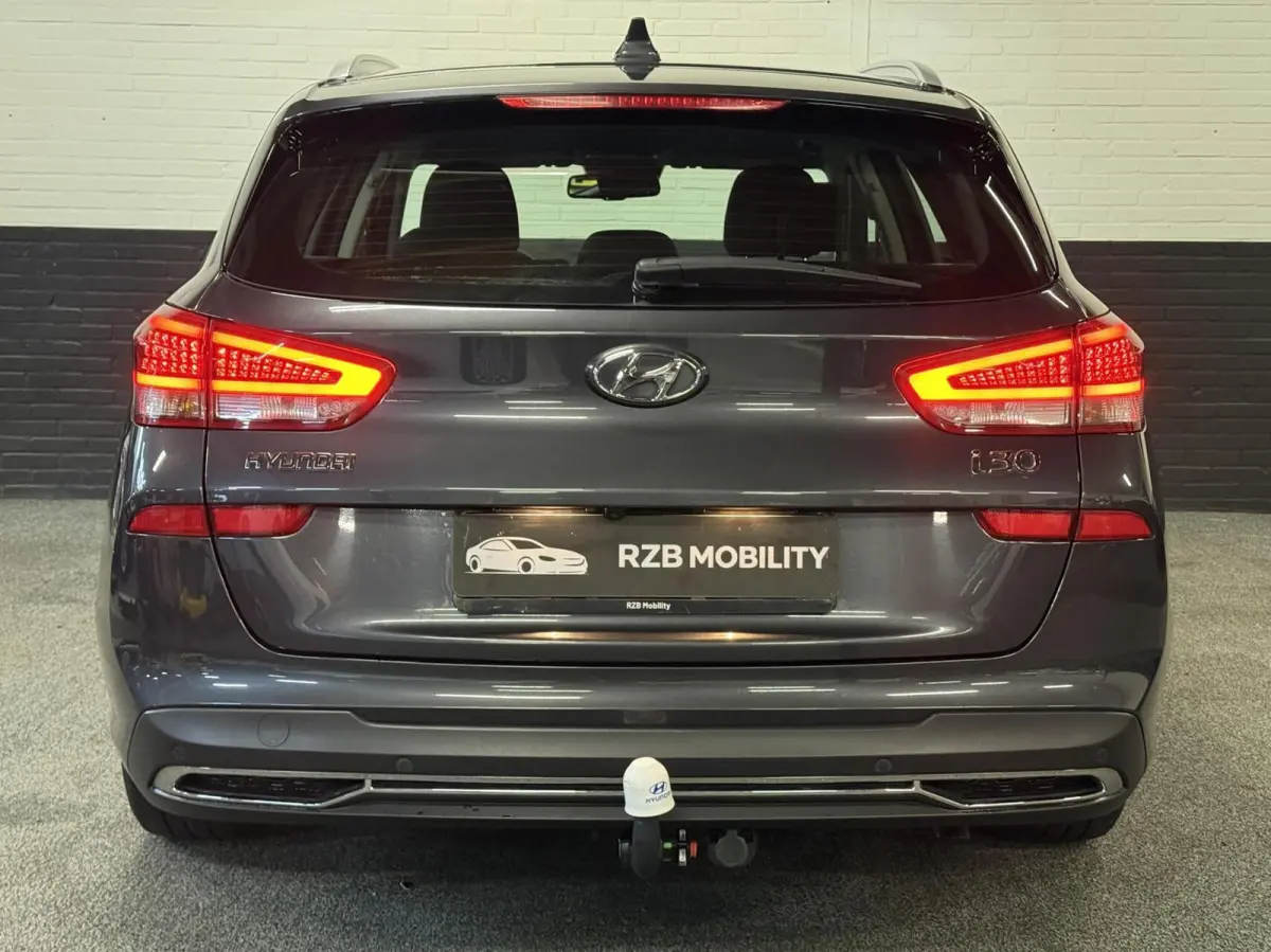 1.0 T-GDi MHEV Comfort Smart | Trekhaak | Stoel en stuurverwarming | Dodehoekdetectie | Carplay | PDC | CAMERA | Cruise | Dealer onderhouden