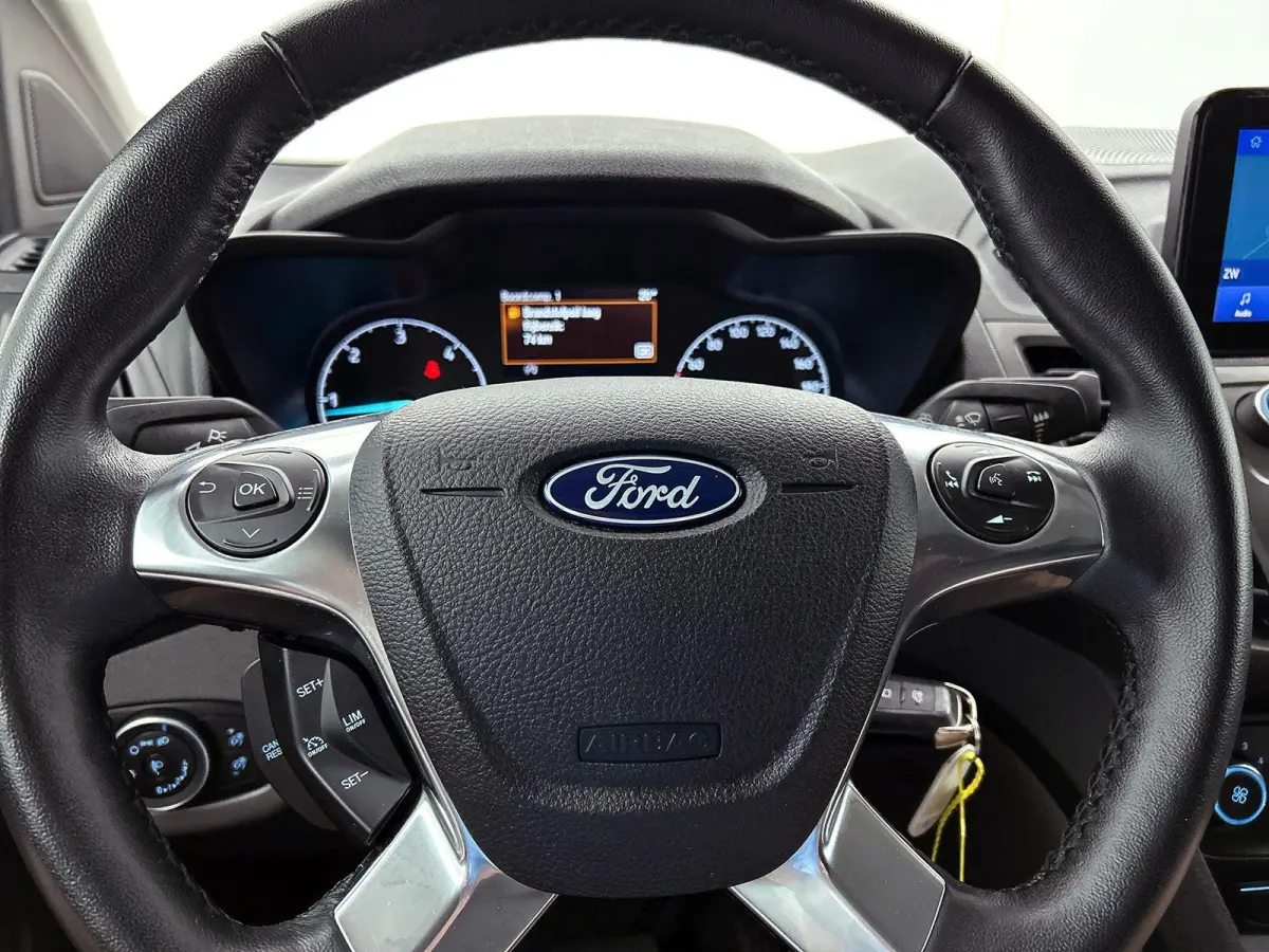 1.5 EcoBlue Automaat L2 Trend Navigatie Airco Parkeersensoren Cruise Control 3Zits Camera DAB+