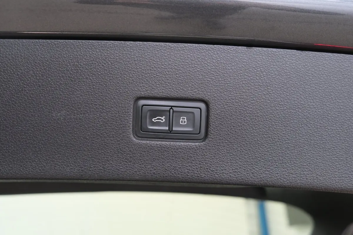 55 TFSI e quattro Pro Line S 2X S-Line - Airco, Cruise, Navi, Luchtvering, Carplay, PDC, Trekhaak.