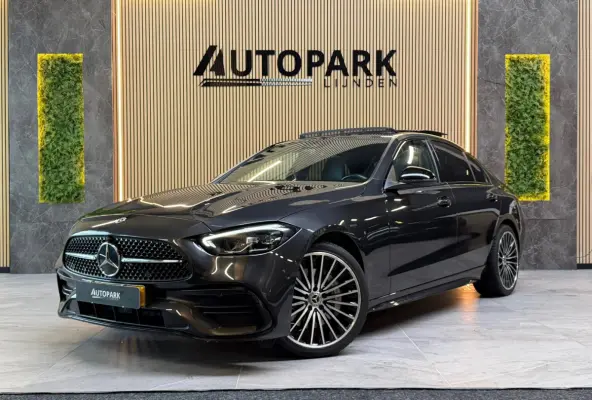 300 e AMG LINE |PANO|FABRIEKSGARANTIE|SFEERVERLICHTING|GLASCOATING|CARPLAY|DEALER ONDERHOUDEN|19INCH|313PK|