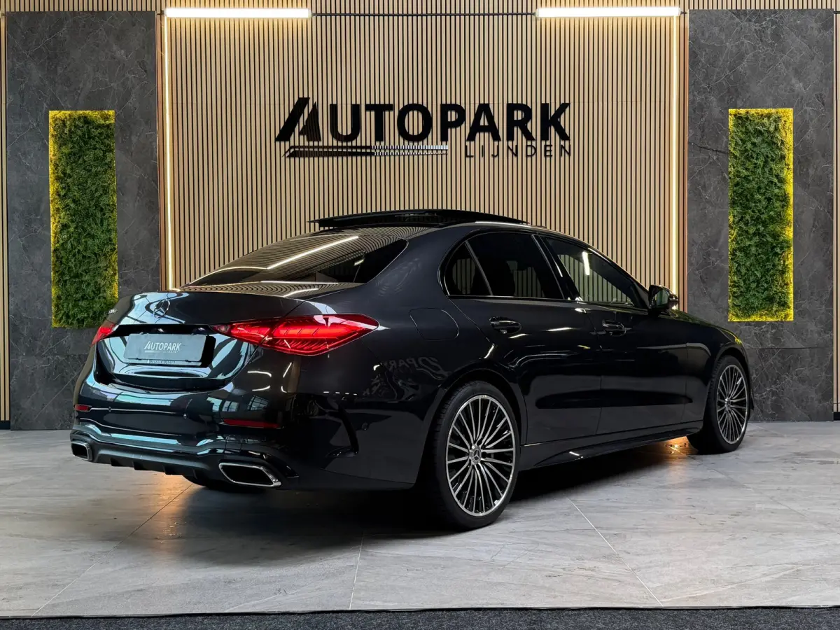 300 e AMG LINE |PANO|FABRIEKSGARANTIE|SFEERVERLICHTING|GLASCOATING|CARPLAY|DEALER ONDERHOUDEN|19INCH|313PK|