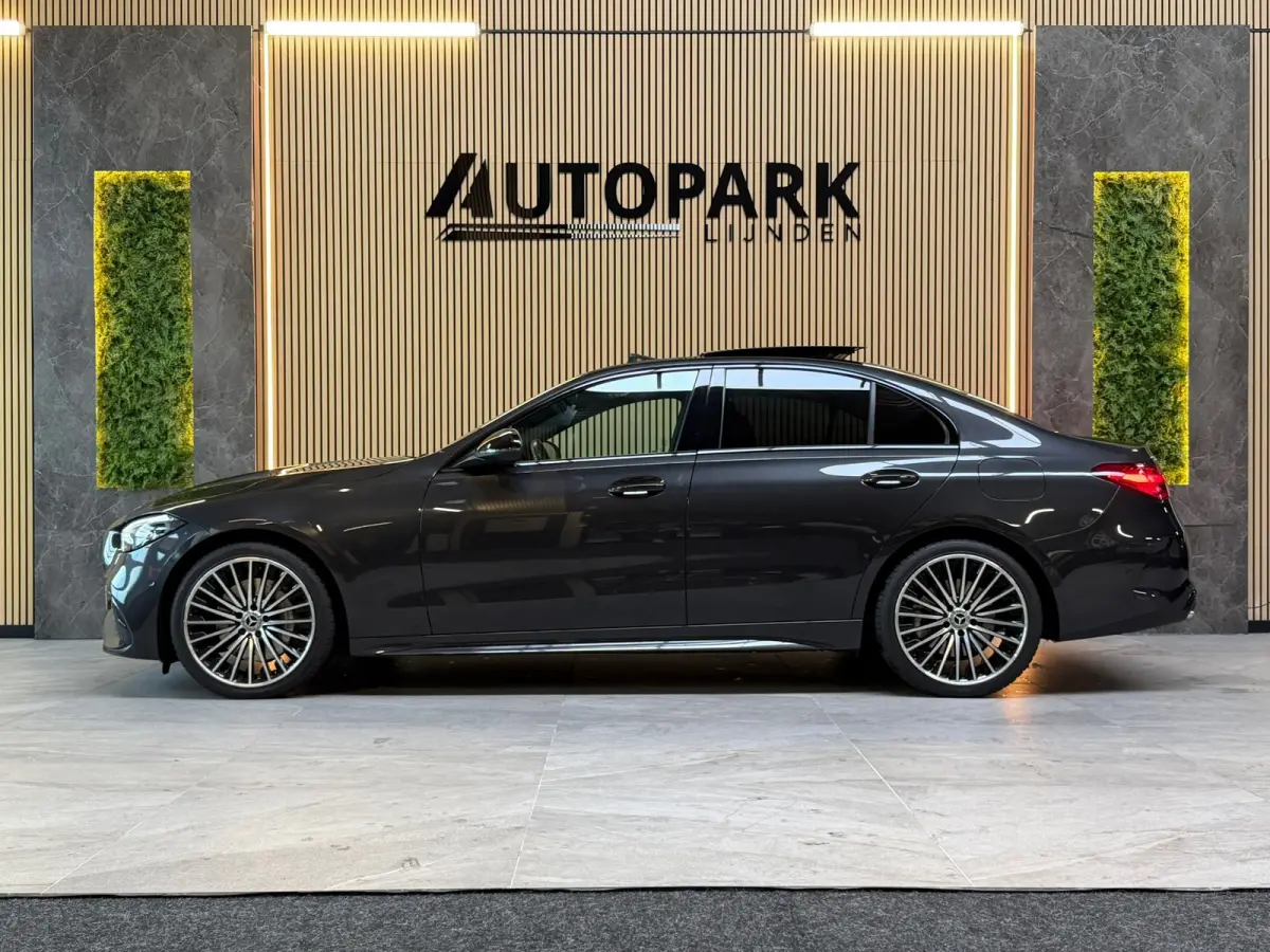 300 e AMG LINE |PANO|FABRIEKSGARANTIE|SFEERVERLICHTING|GLASCOATING|CARPLAY|DEALER ONDERHOUDEN|19INCH|313PK|