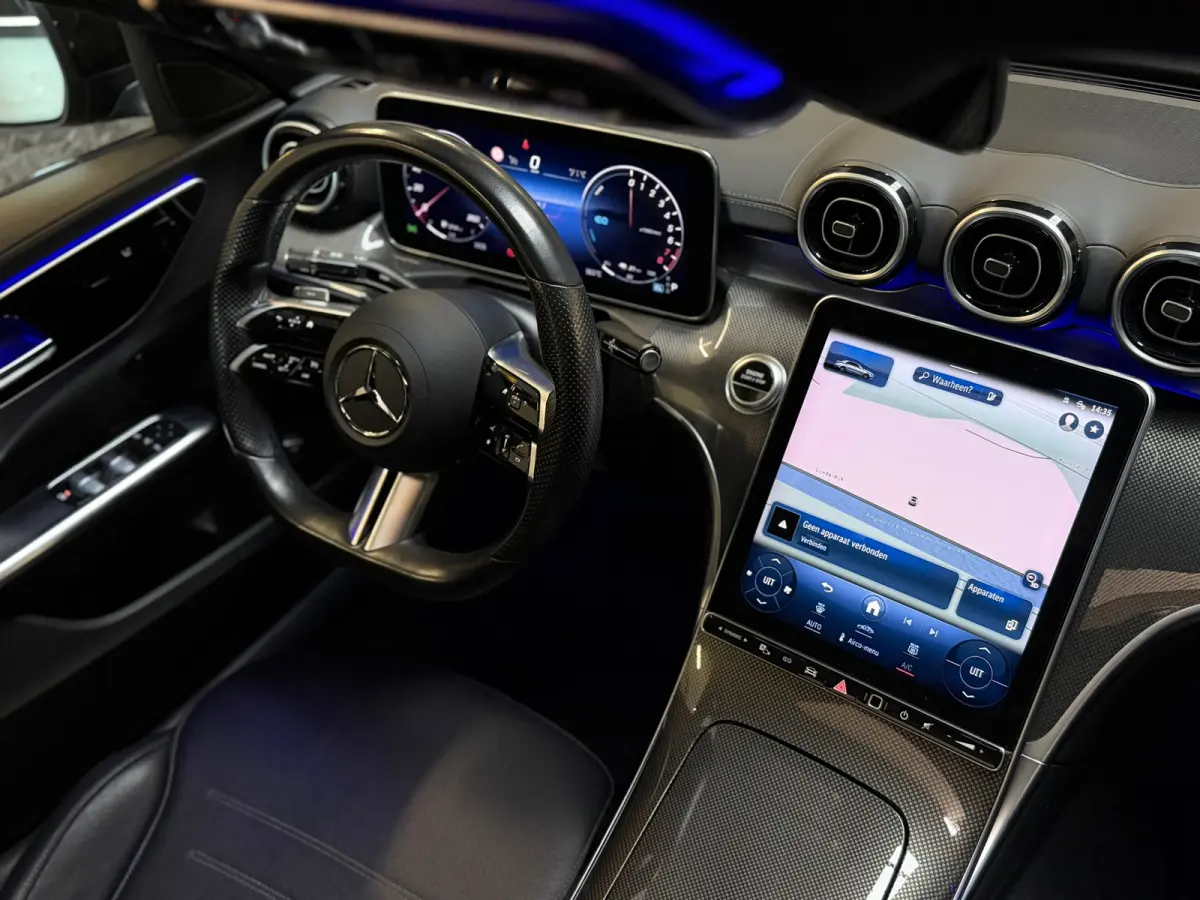 300 e AMG LINE |PANO|FABRIEKSGARANTIE|SFEERVERLICHTING|GLASCOATING|CARPLAY|DEALER ONDERHOUDEN|19INCH|313PK|