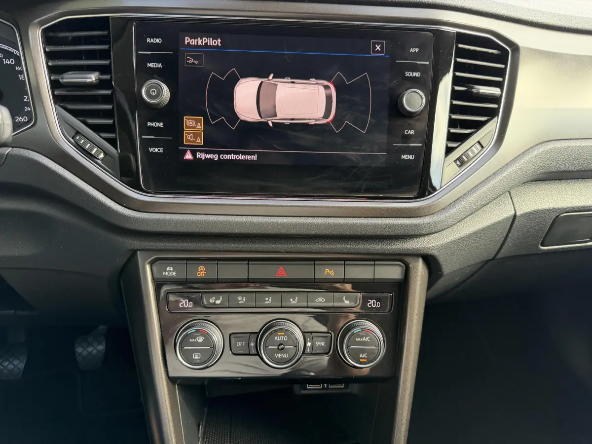 1.0 TSI Style | Camera | Adaptive | CarPLay | Nieuwe Service & APK | Garantie |