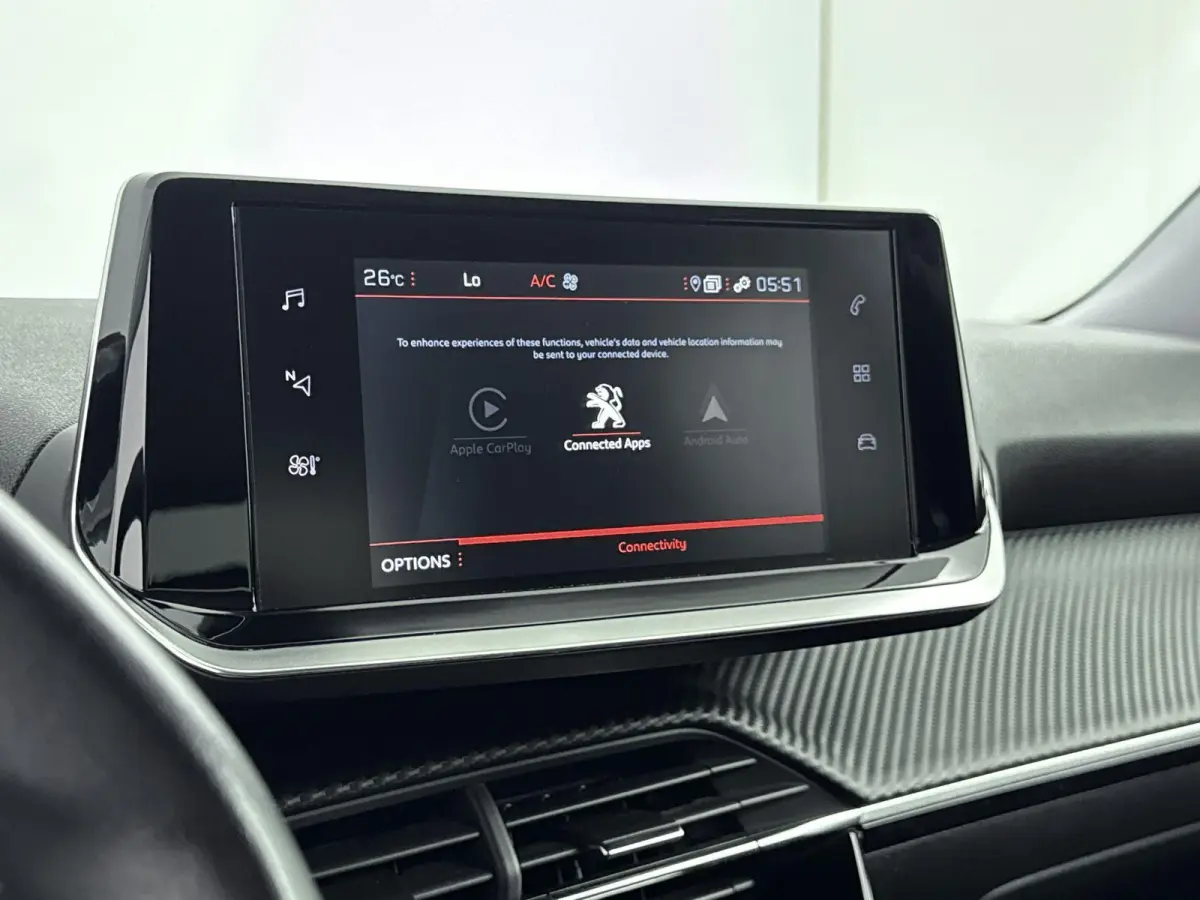 SUV Allure 100pk | Navigatie | Achteruitrijcamera | Climate Control | Cruise Control | Parkeersensoren | Keyless start | Bluetooth | Apple CarPlay / Android Auto | DAB+ radio | Elektrisch in