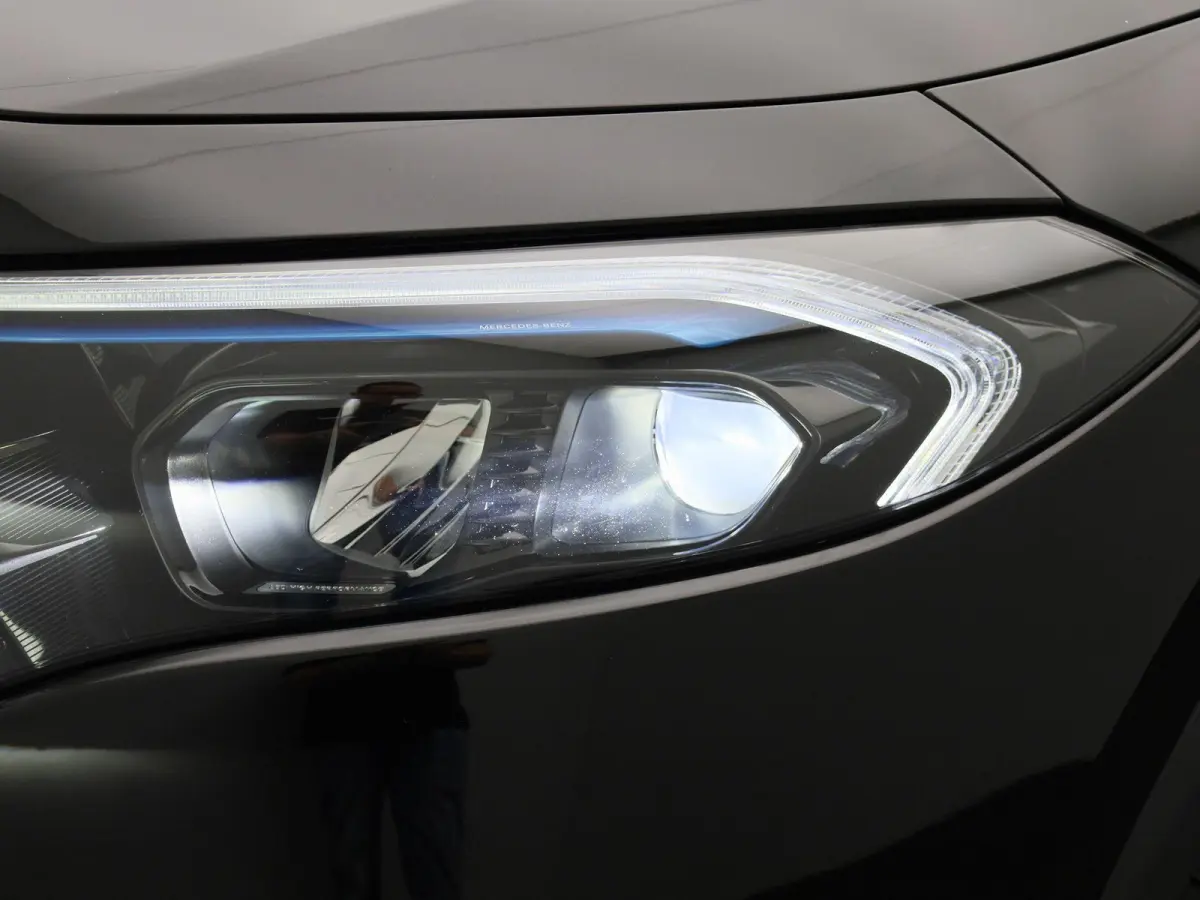 250 Luxury Line 67 kWh