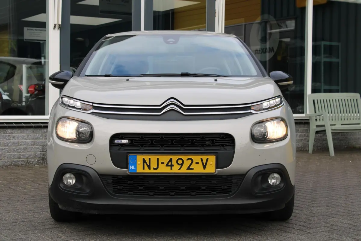 1.2 PureTech Feel 105g|Trekhaak afneembaar|Navigatie|Nieuwe riem