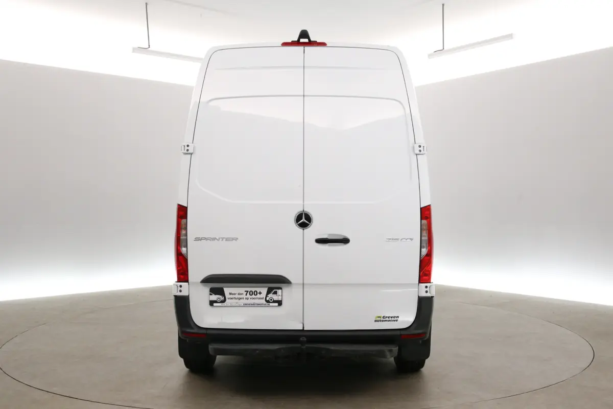 215 CDI L2H2 | Automaat | Airco | Cruise | Camera | Carplay | 3 Zits | 2xSchuifdeur | Trekhaak