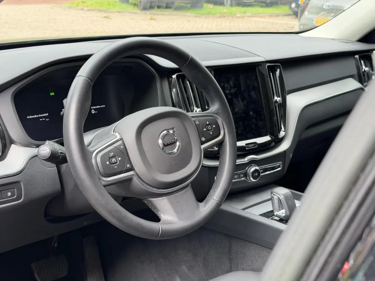 2.0 T6 Plug-in hybrid AWD Inscription Pano, Leer, LM..