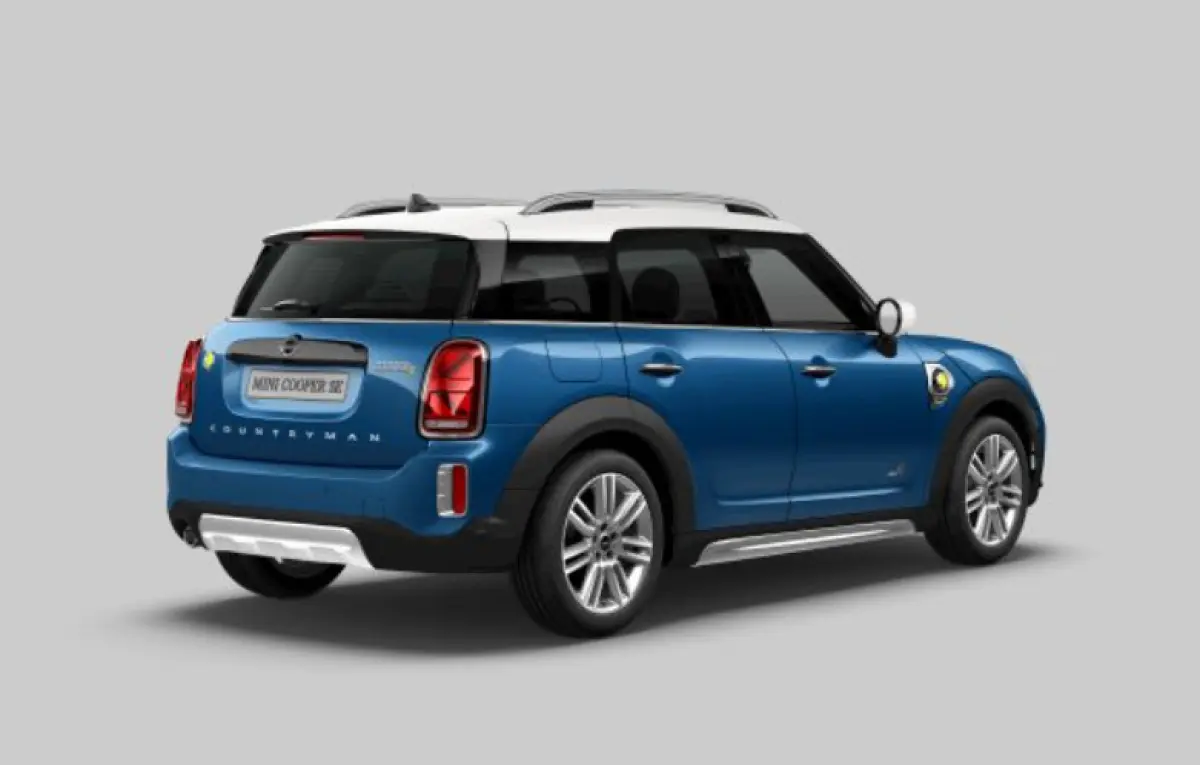 Cooper ALL4 Panoramadak - Active Cruise Control - Harman Kardon - Head up - Elektrisch verwarmbare/verstelbare voorstoelen - Elektrische achterklep - Comfort acces - Driving Assistant -
