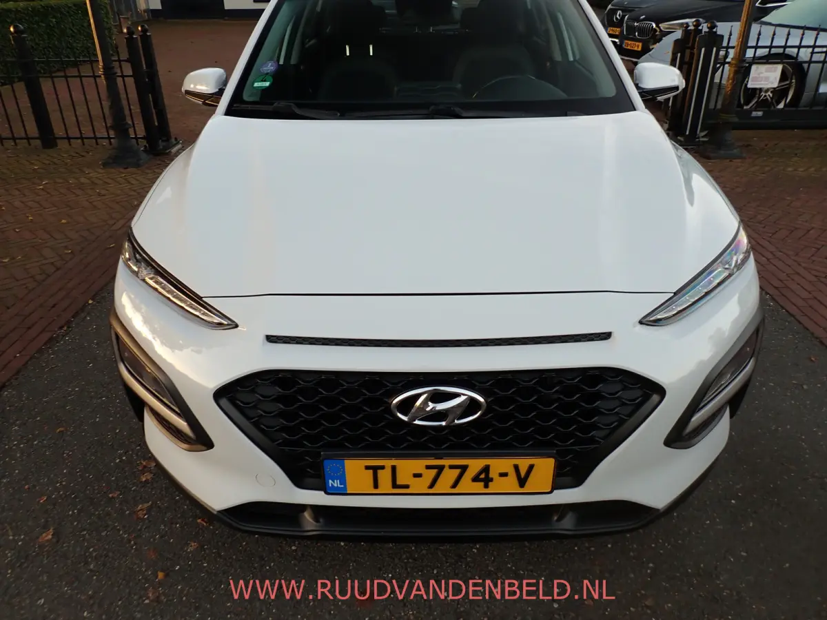 1.0T PLUS-PACK / CARPLAY / CRUISE / CAMERA / PDC