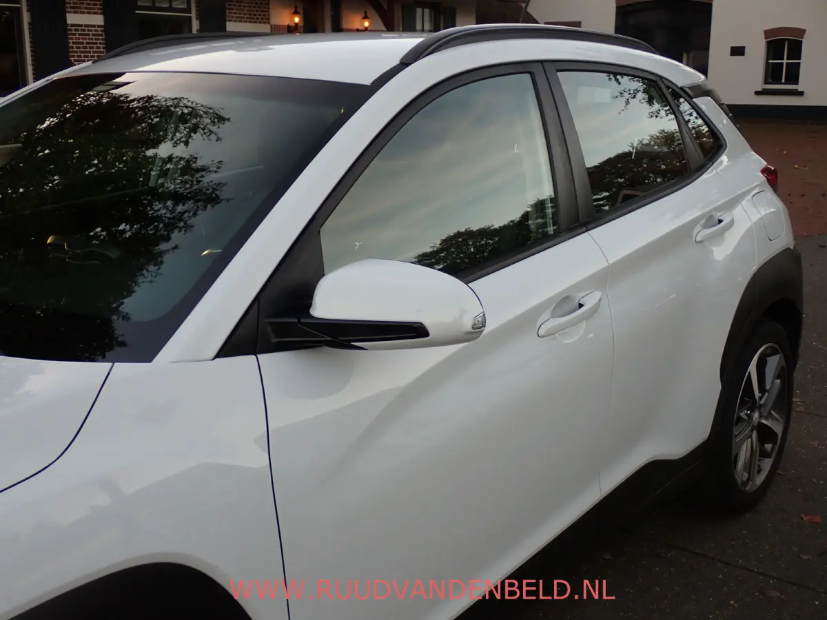 1.0T PLUS-PACK / CARPLAY / CRUISE / CAMERA / PDC